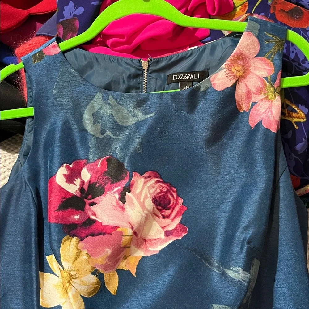 Roz & Ali Teal Floral A-Line Dress with Pink and Yellow Blooms - Picture 4 of 4